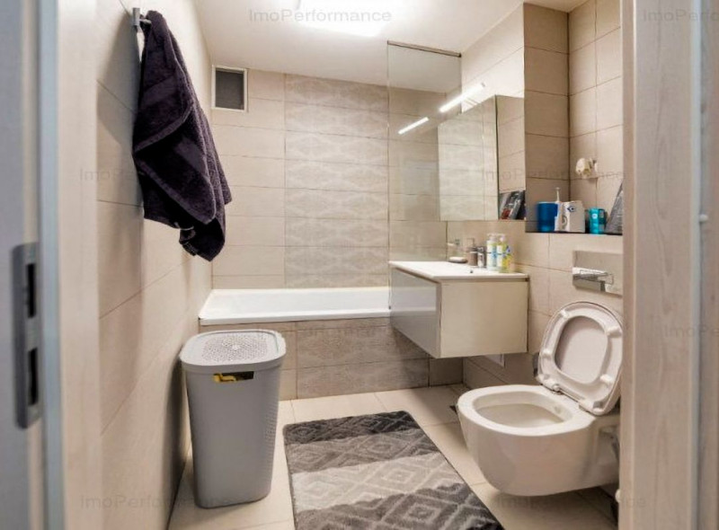 Apartament 3 camere decomandate, LA CHEIE, 70 mp