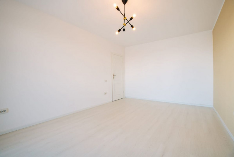 Apartament 2 camere decomandate 53 mp. FINISAT
