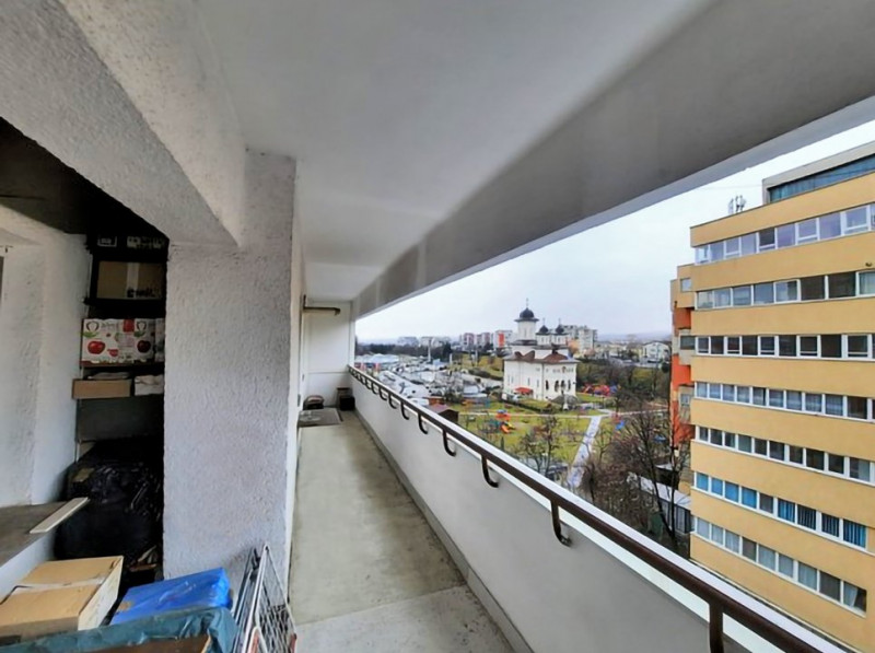 Apartament cu 3 camere, 65 mp, strada Dambovitei, zona Expo Transilvania.