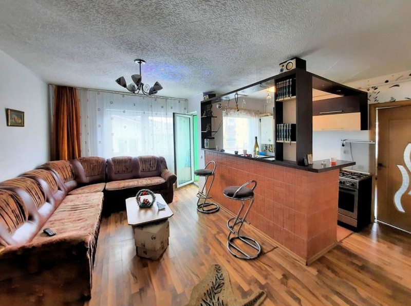 De vanzare apartament.2 cam 45 mp, str.Stejarului, Floresti !