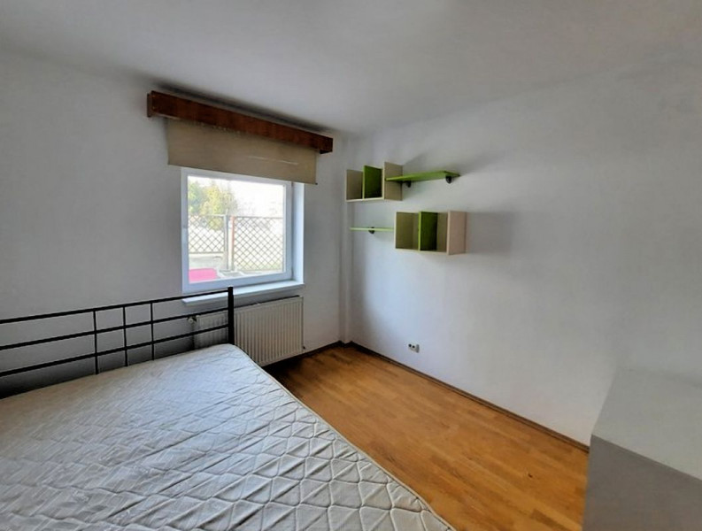 De vanzare apartament.3 cam 67 mp+terasa 100 mp, zona Spital Recuperare !