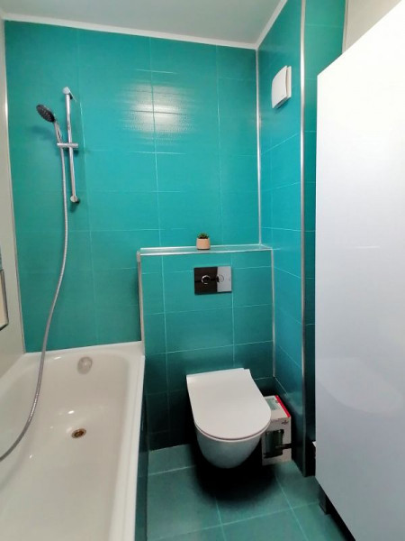Apartament trei camere LUX + parcare