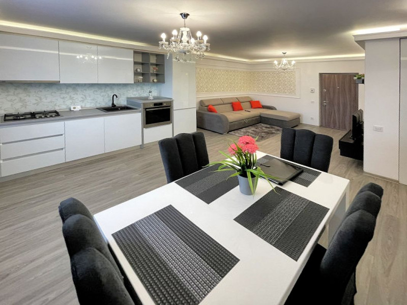 APARTAMENT 2 CAMERE ULTRAFINISAT LUX + PARCARE, 50 MP. ZONA VIVIO