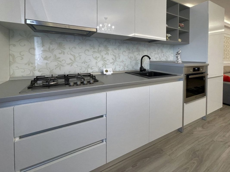 APARTAMENT 2 CAMERE ULTRAFINISAT LUX + PARCARE, 50 MP. ZONA VIVIO