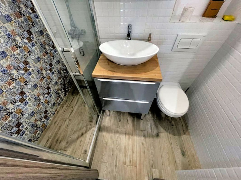 APARTAMENT CU 2 CAMERE DECOMANDATE, MEHEDINTI, 43 MP., LA CHEIE LUX