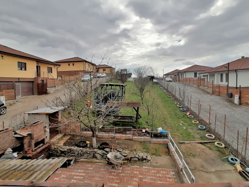 Teren de vanzare in Dezmir, 900 mp, zona strazii Closca