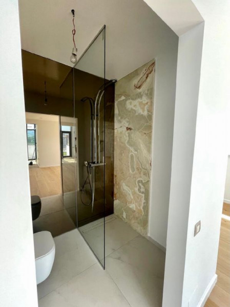 Penthouse ULTRAFINISAT LUX + 2 parcari subterane, zona Sopor