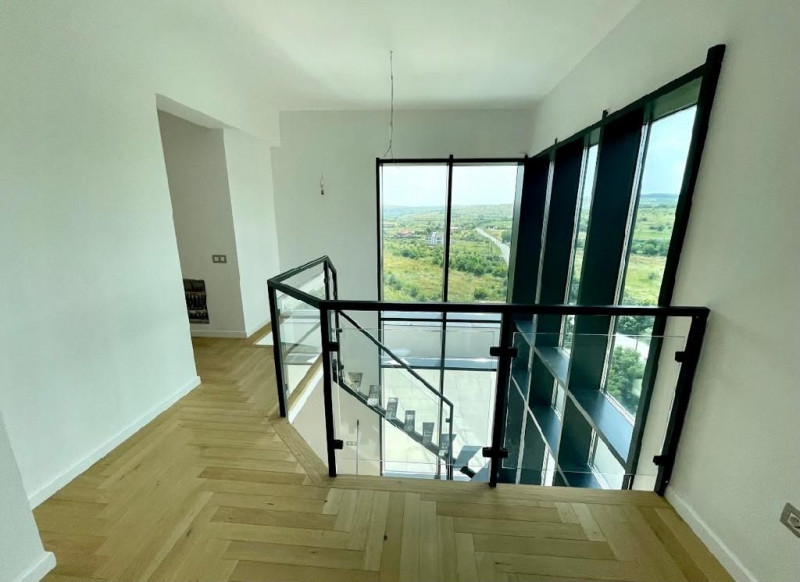 Penthouse ULTRAFINISAT LUX + 2 parcari subterane, zona Sopor