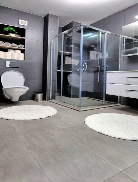 Apartament 4 camere, ultrafinisat, in cartierul Dambul Rotund zona Lidl.