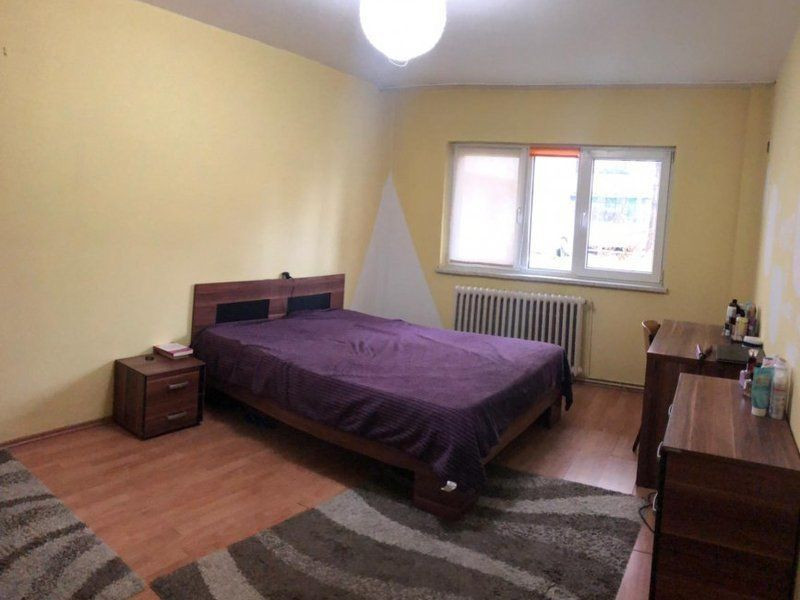 3 DORMITOARE DECOMANDATE STRADA AUREL VLAICU