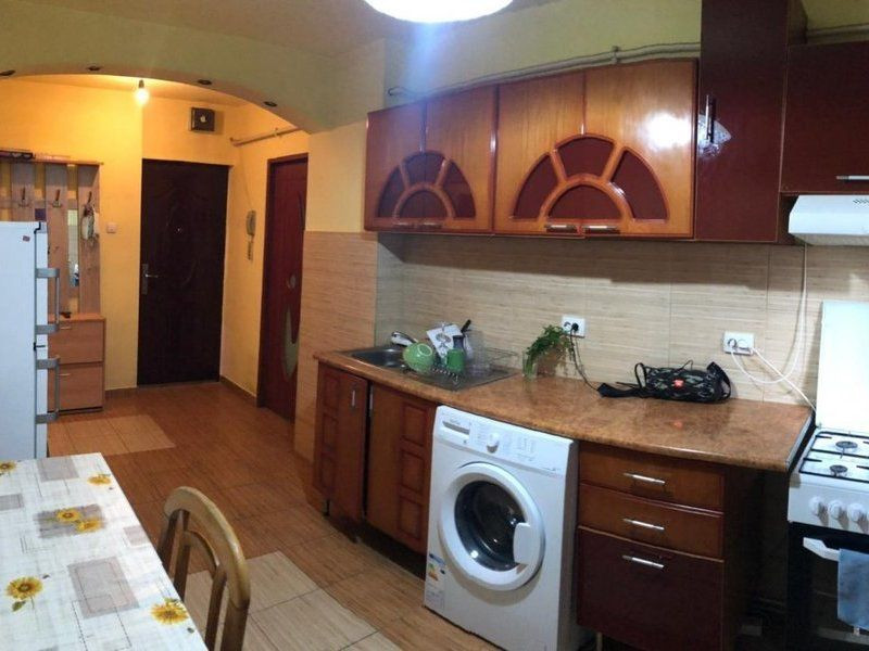 3 DORMITOARE DECOMANDATE STRADA AUREL VLAICU