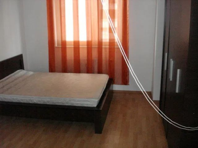 Apartament 3 camere, decomandat, 65mp, zona  Dorobantilor