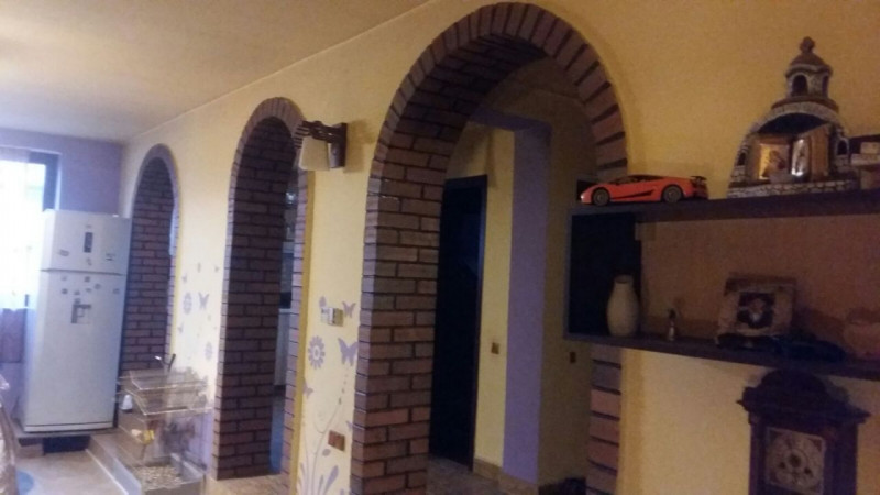 Oportunitate! Casa indiv. 130mp, teren 300mp, finisat, str. Tautului, Floresti
