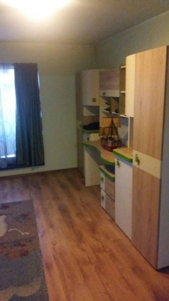 Oportunitate! Casa indiv. 130mp, teren 300mp, finisat, str. Tautului, Floresti