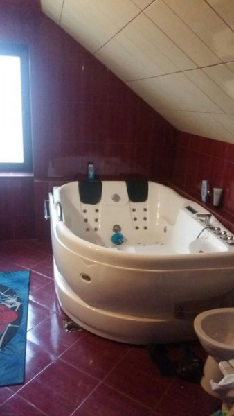 Oportunitate! Casa indiv. 130mp, teren 300mp, finisat, str. Tautului, Floresti