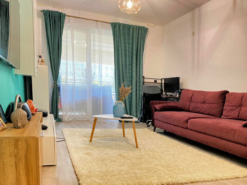 Apartament cu 2 camere, 42 mp, zona Grand Hotel Italia