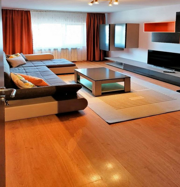 Apartament 2 camere, decomandate, 51 mp, Zorilor, zona liceului de informatica