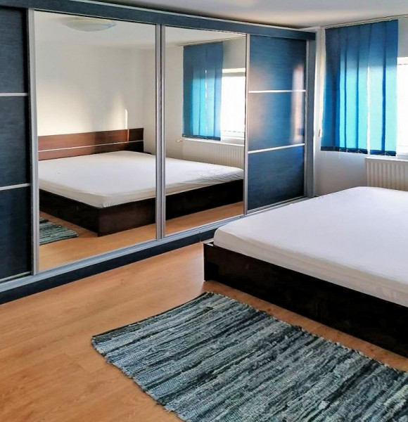 Apartament 2 camere, decomandate, 51 mp, Zorilor, zona liceului de informatica