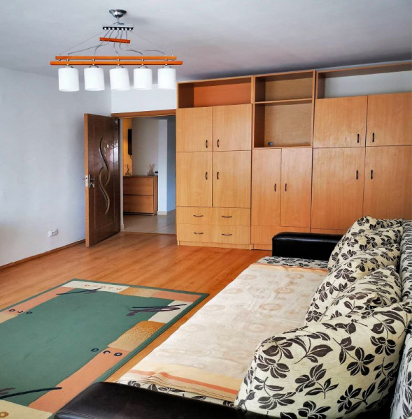 Apartament cu 2 camere, decomandate, 54 mp, cartier Zorilor, strada Rapsodiei
