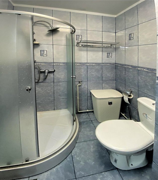 Apartament cu 3 camere, decomandate, 82 mp, cartierul Baciu, strada Visinului