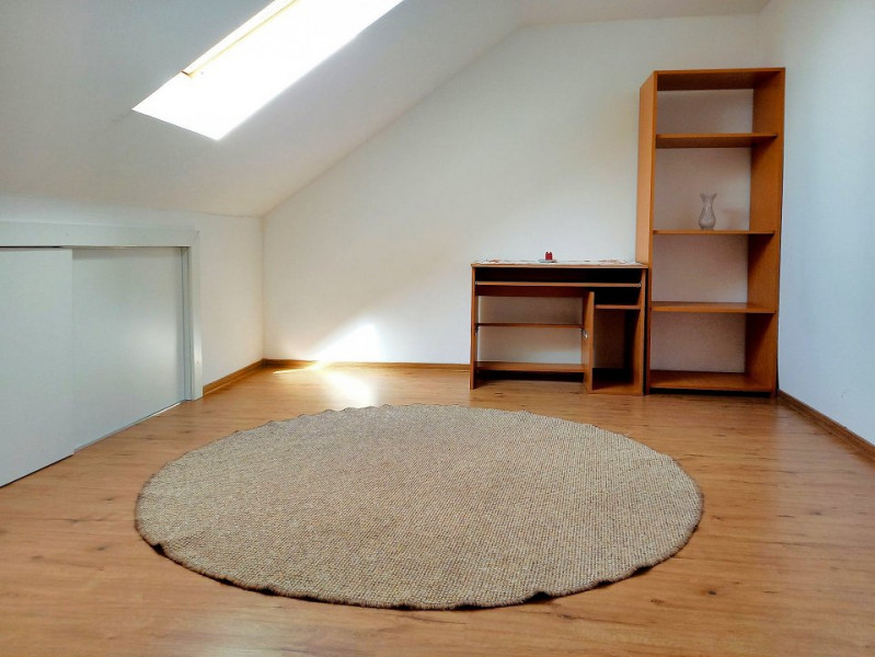 Apartament cu 4 camere, situat pe doua niveluri, 100 mp, Baciu, Privighetorii
