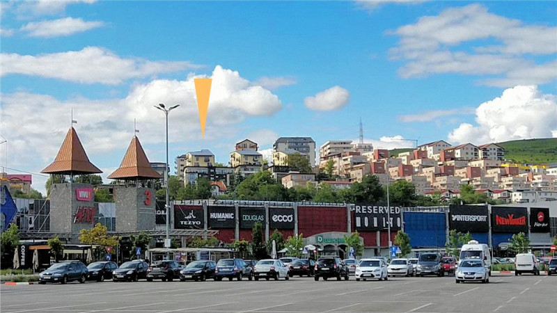 Apartament cu 2 camere, decomandate, 58 mp, strada Razoare in spatele mall-ului 