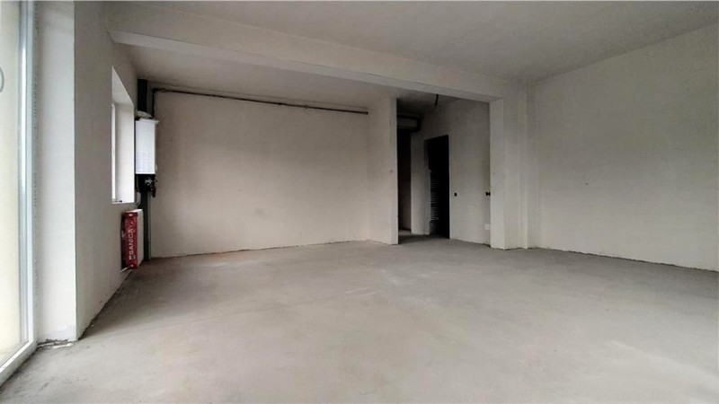 Apartament cu 2 camere, decomandate, 58 mp, strada Razoare in spatele mall-ului 