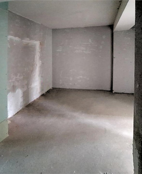 Apartament cu 2 camere, decomandate, 58 mp, strada Razoare in spatele mall-ului 