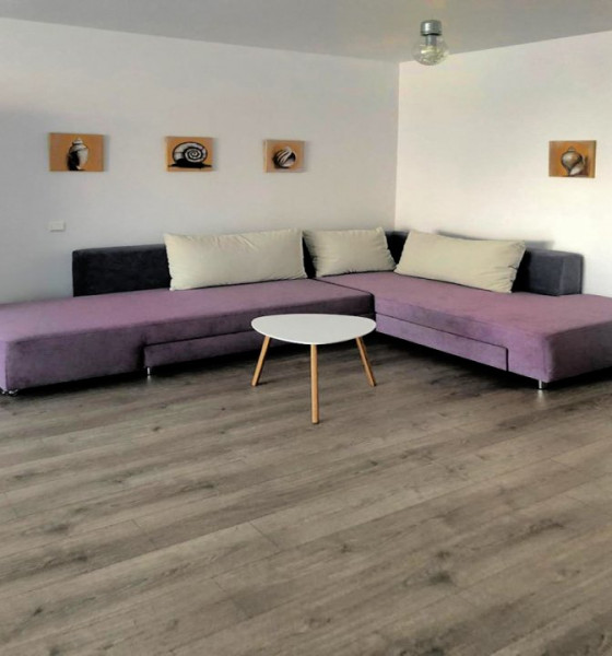 Apartament cu 2 camere, 52 mp, Dambul Rotund strada Calea Baciului.