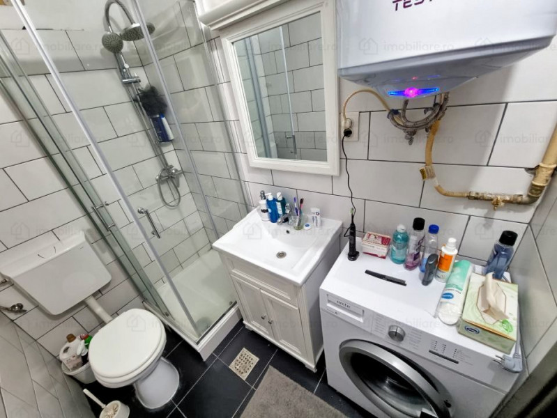 Apartament cu 2 camere, decomandate, 45 mp, cartier Gruia, str 16 Februarie
