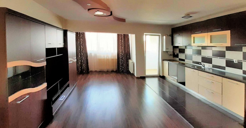 Apartament cu 2 camere, decomandate, 49 mp, Floresti, zona strazii Florilor.