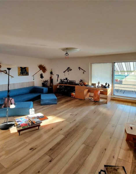Apartament cu 2 camere, decomandate, 51 mp, in zona Vivo (Polus Center), BMW.