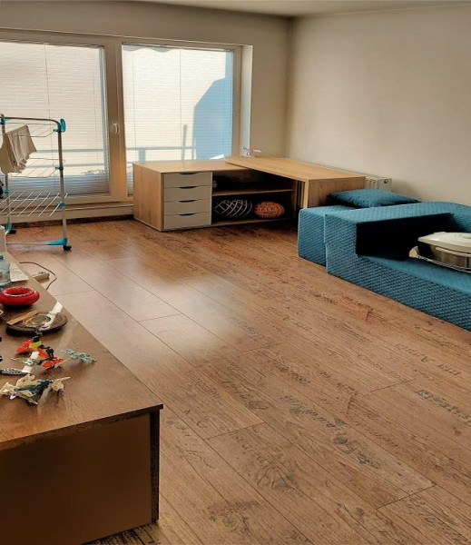 Apartament cu 2 camere, decomandate, 51 mp, in zona Vivo (Polus Center), BMW.