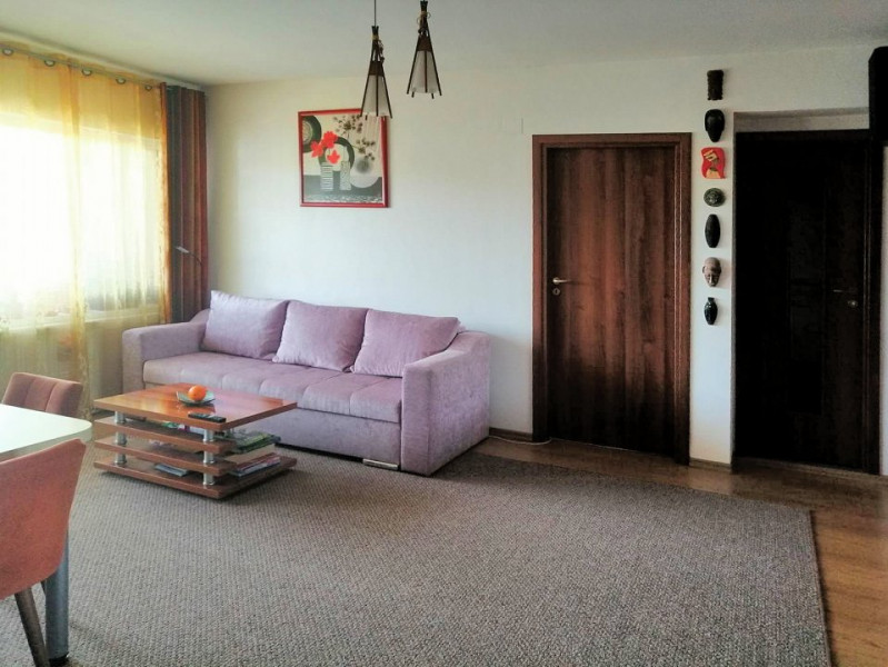 Apartament cu 2 camere, semidecomandate, 48 mp, Eroilor, in proximitatea Penny