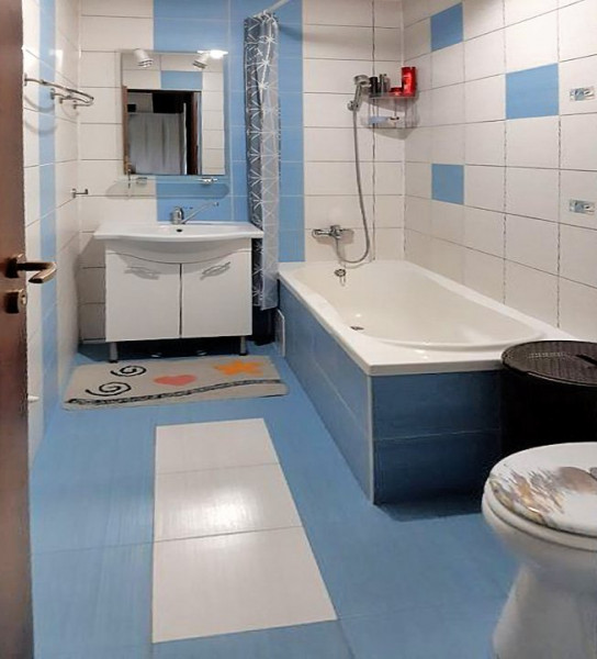 Apartament cu 2 camere, semidecomandate, 48 mp, Eroilor, in proximitatea Penny