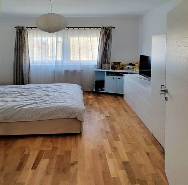 Apartament cu 2 camere, decomandate, 55 mp, strada Terra, zona Terra Gardens.