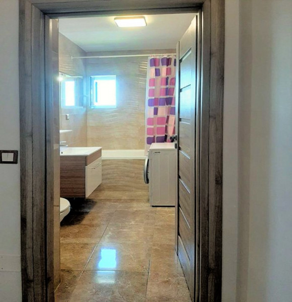Apartament cu 3 camere, decomandate, 57 mp, Borhanci
