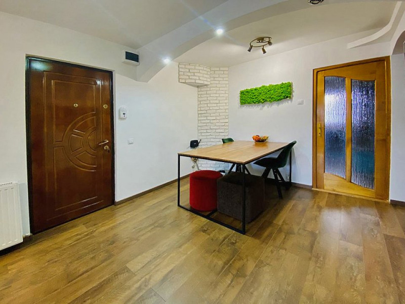 Apartament cu 4 camere, 69 mp, strada Nirajului, Marasti.
