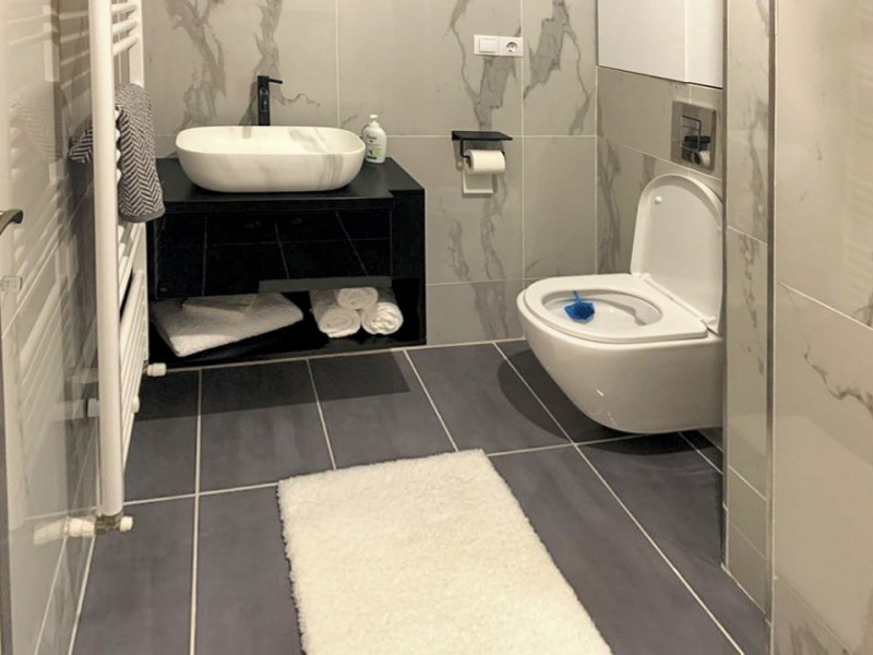Apartament cu 3 camere, 58 mp, strada Avram Iancu, Vivo.