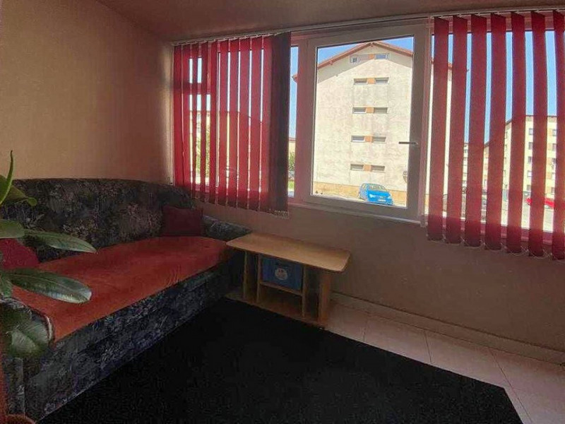 Apartament cu 3 camere, 77 mp, strada Sesul de Sus, Floresti.
