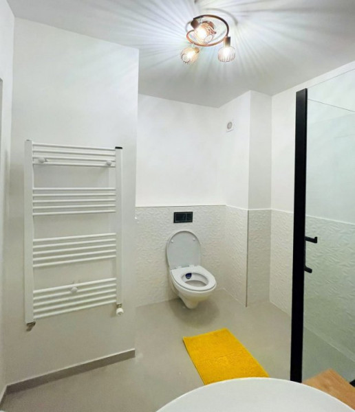 Apartament cu 2 camere, 44 mp, strada Florilor, Floresti.