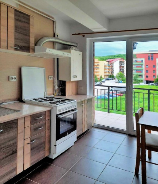 APARTAMENT CU 2 CAMERE, 47 MP., LA CHEIE