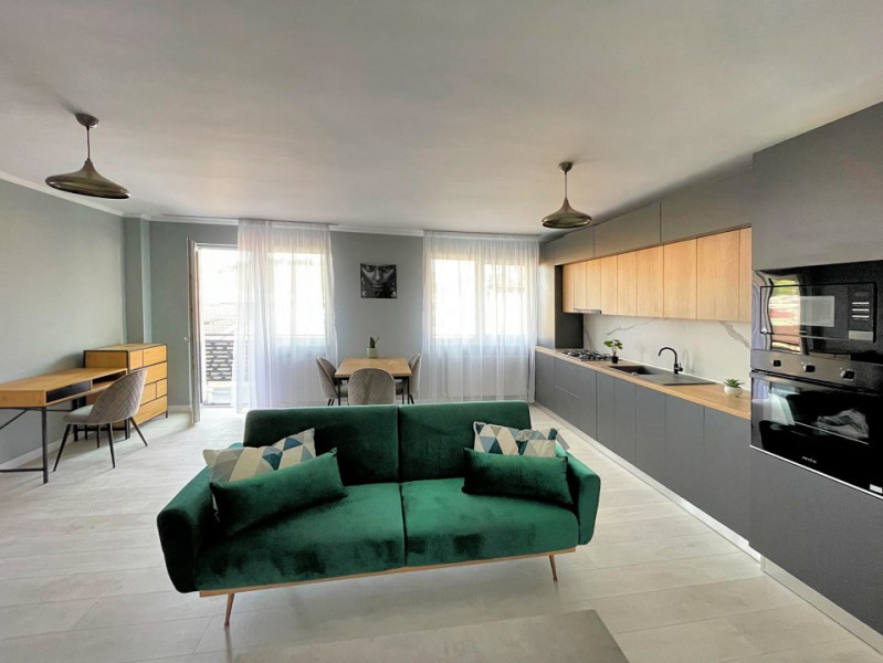 Apartament cu 2 camere, 51 mp, Strada Fagului, zona Floresti.