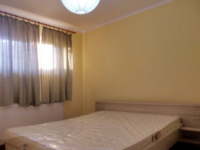 Apartament la demisol, cu 2 camere, 48 mp, strada Nicolae Colan, BUNA ZIUA.