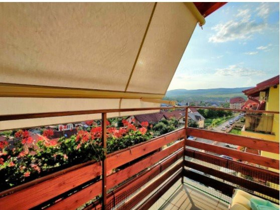 Apartament cu 3 camere, decomandate, 78 mp, Baciu, strada Ciocarliei