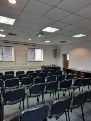 Spatiu pentru birouri, 397 mp, MOBILAT SI UTILAT, str.Fabricii