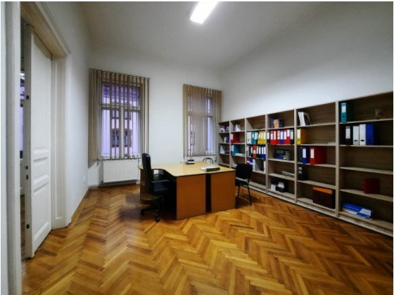 De inchiriat spatiu pentru birouri, 96 mp, str.Avram Iancu