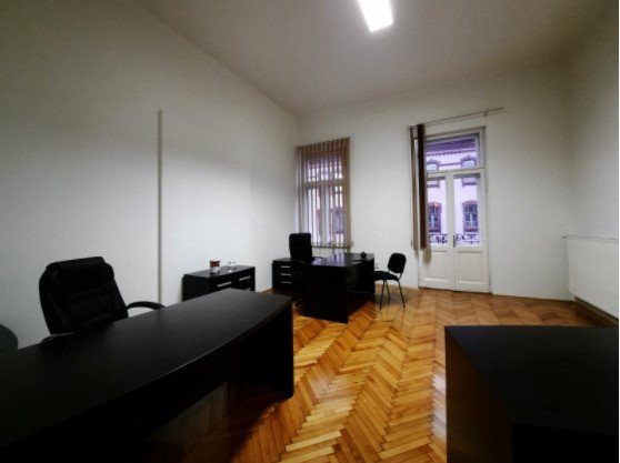 De inchiriat spatiu pentru birouri, 96 mp, str.Avram Iancu