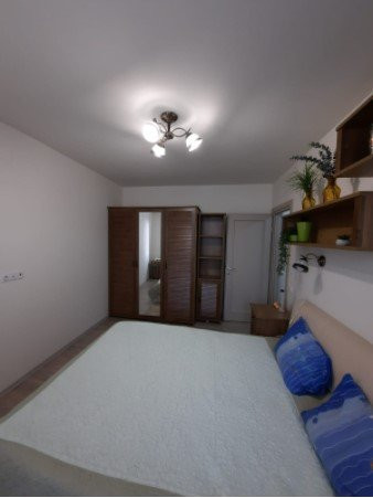  De inchiriat Penthouse 3 cam 84 mp LUX, 2 parcari, zona Platinia