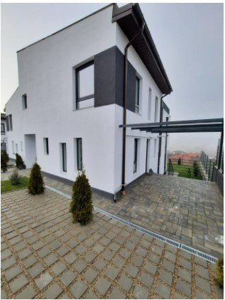 De vanzare casa tip duplex, 120 mp  Borhanci, expunere sudica !